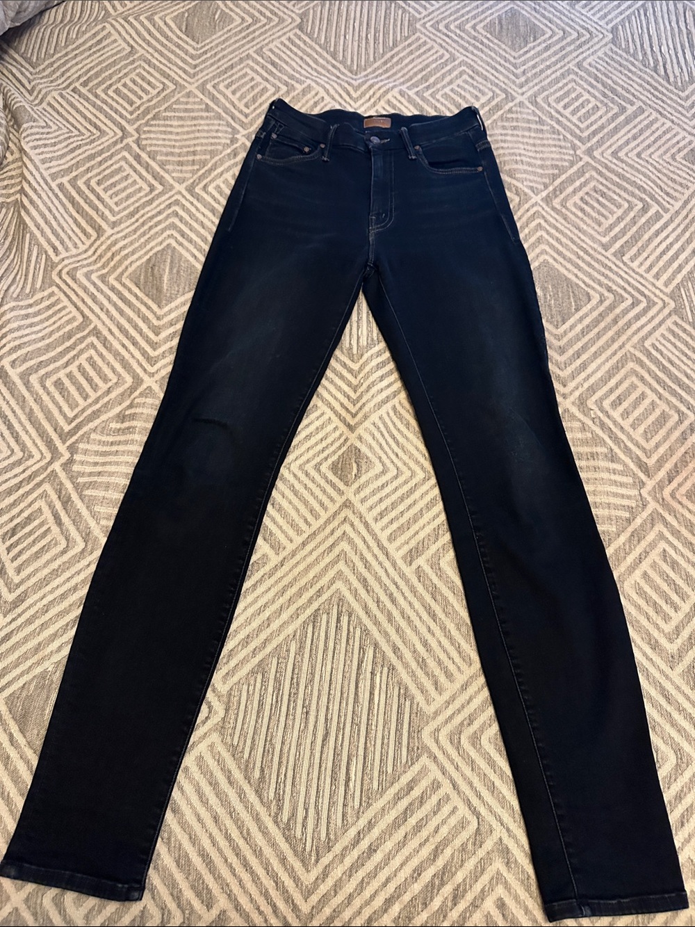 MOTHER Dark Denim Skinny Jeans